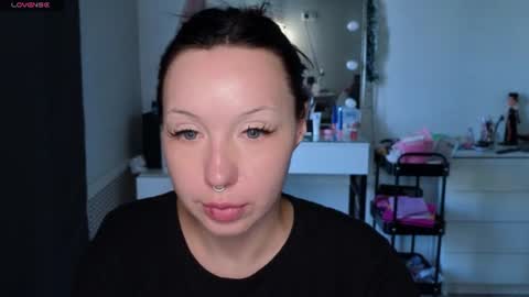 Snapshot of moranagoddess chatting on 22, 7, 2026 Morana follow my boosty online show from 22, 7, 2026