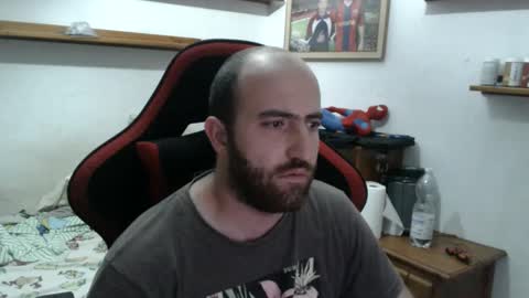 Snapshot of morenoch19 chatting on 8, 11, 2025 alejo online show from 8, 11, 2025