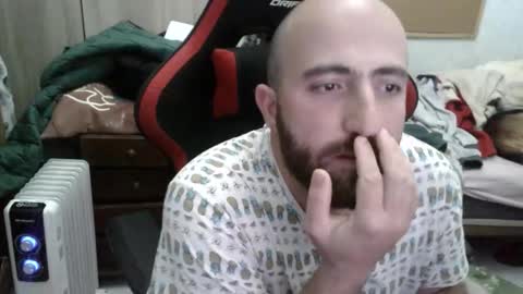 Snapshot of morenoch19 chatting on 2, 12, 2025 alejo online show from 2, 12, 2025