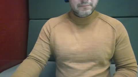 Snapshot of morepassion4u chatting on 20, 12, 2024 morepassion4u online show from 20, 12, 2024