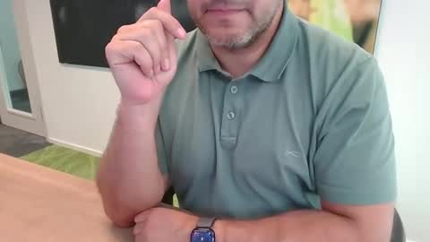 Snapshot of morepassion4u chatting on 10, 9, 2025 morepassion4u online show from 10, 9, 2025