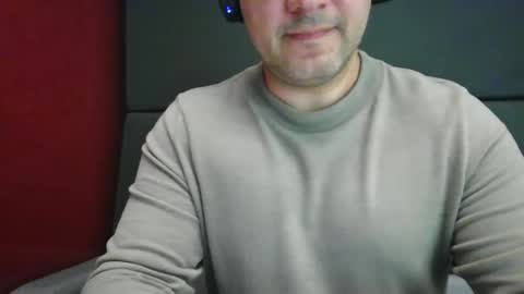 Snapshot of morepassion4u chatting on 7, 10, 2025 morepassion4u online show from 7, 10, 2025