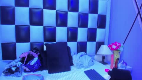 morganasmit_ online show from 25, 6, 2026