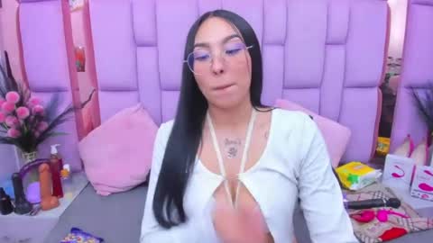 MorganHarper online show from 28, 7, 2026