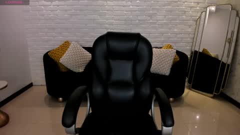 Morgan Hicks online show from 4, 11, 2025