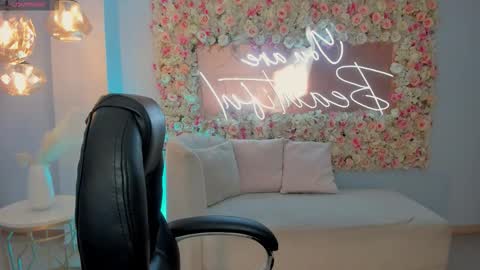 Morgan Hicks online show from 11, 2, 2026