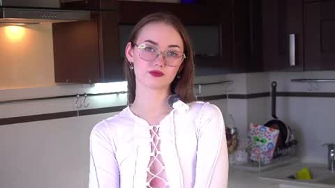 Snapshot of morning__glow chatting on 20, 7, 2026 Alisa online show from 20, 7, 2026