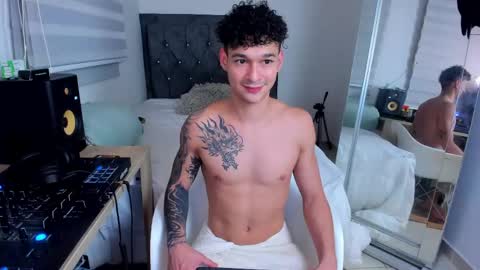 Snapshot of morthy_downey chatting on 10, 4, 2026 Morthy online show from 10, 4, 2026