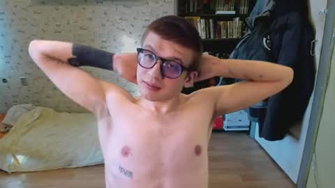 Snapshot of mortywithlove chatting on 17, 4, 2026 Morty online show from 17, 4, 2026