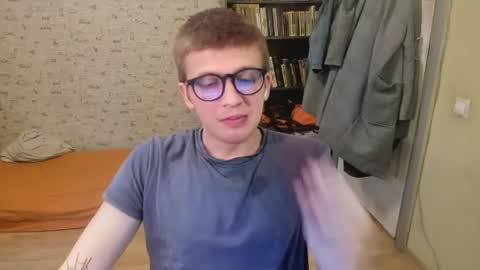 Snapshot of mortywithlove chatting on 28, 4, 2026 Morty online show from 28, 4, 2026