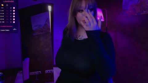 morvelyn online show from 10, 10, 2025