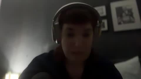 Snapshot of mossy_mommy chatting on 15, 2, 2025 Mossy Mommy online show from 15, 2, 2025