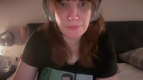 Snapshot of mossy_mommy chatting on 25, 4, 2026 Mossy Mommy online show from 25, 4, 2026
