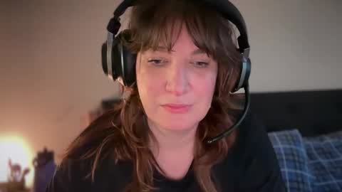 Snapshot of mossy_mommy chatting on 29, 4, 2026 Mossy Mommy online show from 29, 4, 2026