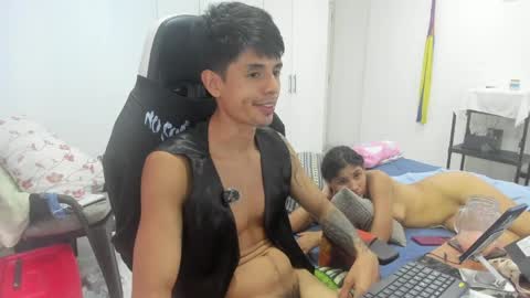 Snapshot of motasandcalis chatting on 4, 5, 2026 Mollys online show from 4, 5, 2026