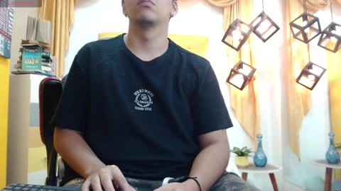 Snapshot of mou_fly chatting on 14, 9, 2025 Mou Fly online show from 14, 9, 2025