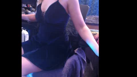 Snapshot of mountainbeauty chatting on 11, 3, 2025 mountainbeauty online show from 11, 3, 2025