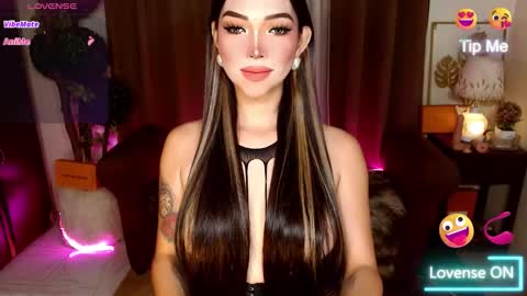 mouthwatering_ayesha online show from 3, 12, 2025