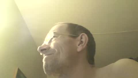 Snapshot of moviem1978 chatting on 2, 2, 2025 Frederik online show from 2, 2, 2025