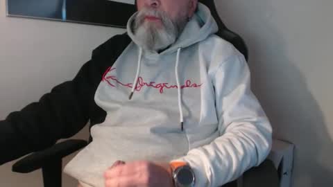 Snapshot of mr_boombastic2021 chatting on 21, 11, 2025 mr_boombastic2021 online show from 21, 11, 2025