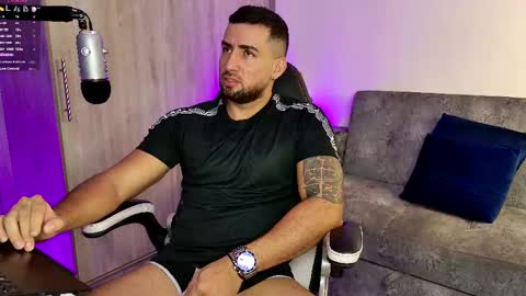 Snapshot of mr_david_cox chatting on 13, 2, 2025 David online show from 13, 2, 2025