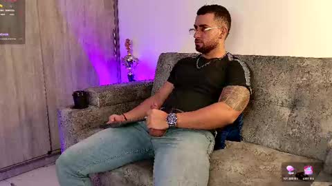 Snapshot of mr_david_cox chatting on 27, 2, 2025 David online show from 27, 2, 2025