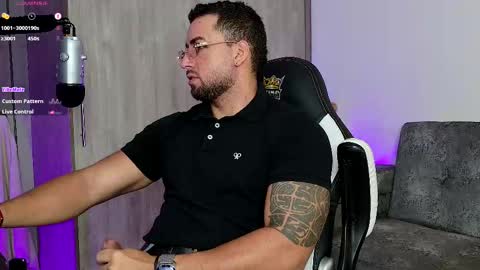 Snapshot of mr_david_cox chatting on 12, 3, 2025 David online show from 12, 3, 2025