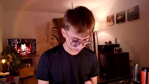 Snapshot of mr_evan1 chatting on 2, 11, 2025 Mr Evans online show from 2, 11, 2025