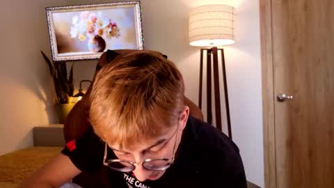 Snapshot of mr_evan1 chatting on 15, 11, 2025 Mr Evans online show from 15, 11, 2025