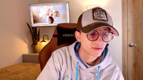 Snapshot of mr_evan1 chatting on 20, 11, 2025 Mr Evans online show from 20, 11, 2025