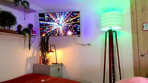 Snapshot of mr_evan1 chatting on 2, 12, 2025 Mr Evans online show from 2, 12, 2025