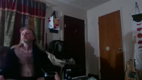 Snapshot of mr_happy12 chatting on 31, 10, 2025 mr_happy12 online show from 31, 10, 2025