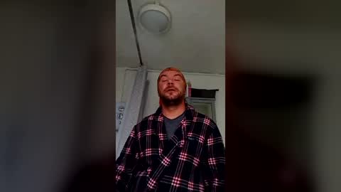 Snapshot of mr_i_ chatting on 18, 6, 2026 mr_i_ online show from 18, 6, 2026