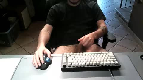 Snapshot of mr_kaa chatting on 11, 4, 2026 mr_kaa online show from 11, 4, 2026