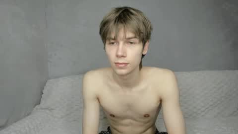 Snapshot of mr_makentoshi chatting on 1, 4, 2026 Makentoshi online show from 1, 4, 2026