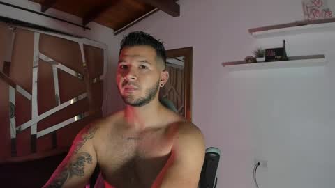 Snapshot of mr_mikee_ chatting on 26, 1, 2025 MIKEE online show from 26, 1, 2025
