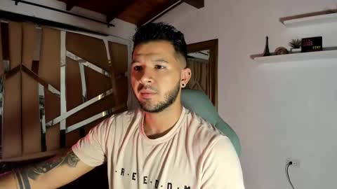 Snapshot of mr_mikee_ chatting on 25, 2, 2025 MIKEE online show from 25, 2, 2025