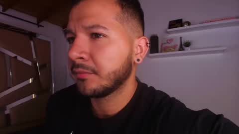 Snapshot of mr_mikee_ chatting on 16, 9, 2025 MIKEE online show from 16, 9, 2025