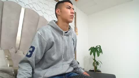 Mr Porn  online show from 7, 6, 2026