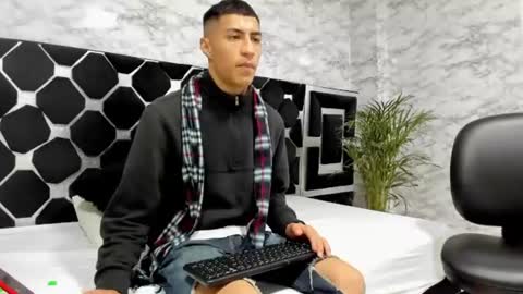 Mr Porn  online show from 19, 6, 2026