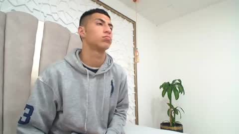Mr Porn  online show from 25, 6, 2026