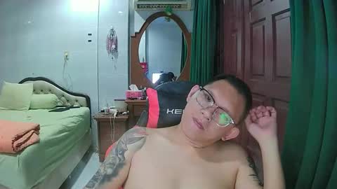 Snapshot of mr_thick89 chatting on 5, 11, 2025 mr_thick89 online show from 5, 11, 2025