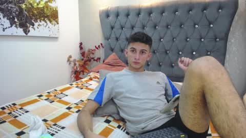 Snapshot of mr_williseo chatting on 8, 1, 2025 williseo online show from 8, 1, 2025