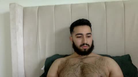 Snapshot of mrarabdaddy chatting on 19, 6, 2026 mrarabdaddy online show from 19, 6, 2026