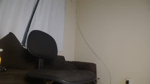 Snapshot of mrbrown_strong chatting on 7, 4, 2026 mr brown online show from 7, 4, 2026