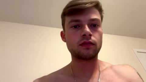 Snapshot of mrcoolguy68 chatting on 26, 3, 2026 mrcoolguy68 online show from 26, 3, 2026