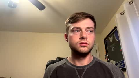 Snapshot of mrcoolguy68 chatting on 2, 4, 2026 mrcoolguy68 online show from 2, 4, 2026