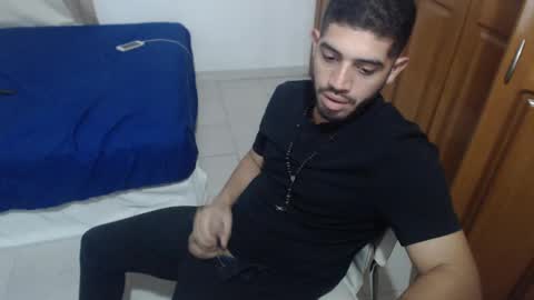 Snapshot of mrcum24 chatting on 12, 1, 2025 Will online show from 12, 1, 2025