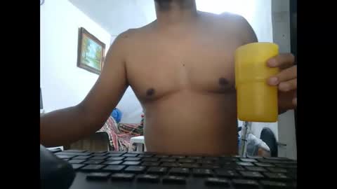 Snapshot of mrdongato01 chatting on 30, 12, 2024 Gato online show from 30, 12, 2024