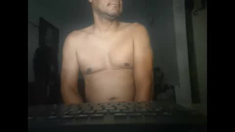 Snapshot of mrdongato01 chatting on 17, 2, 2025 Gato online show from 17, 2, 2025